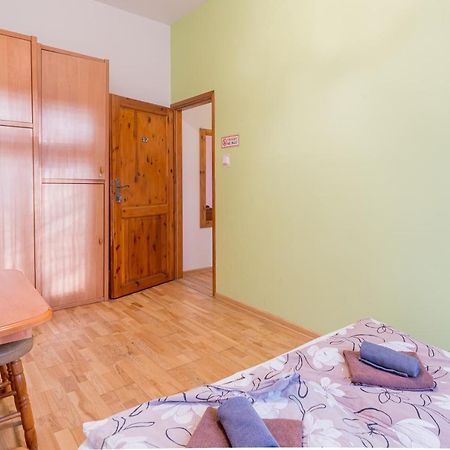 Room Near The Center Гданськ Екстер'єр фото