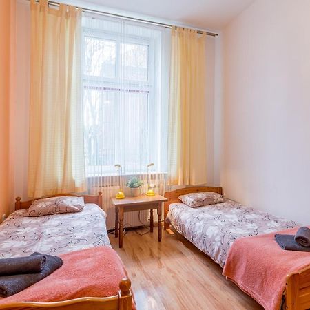 Room Near The Center Гданськ Екстер'єр фото