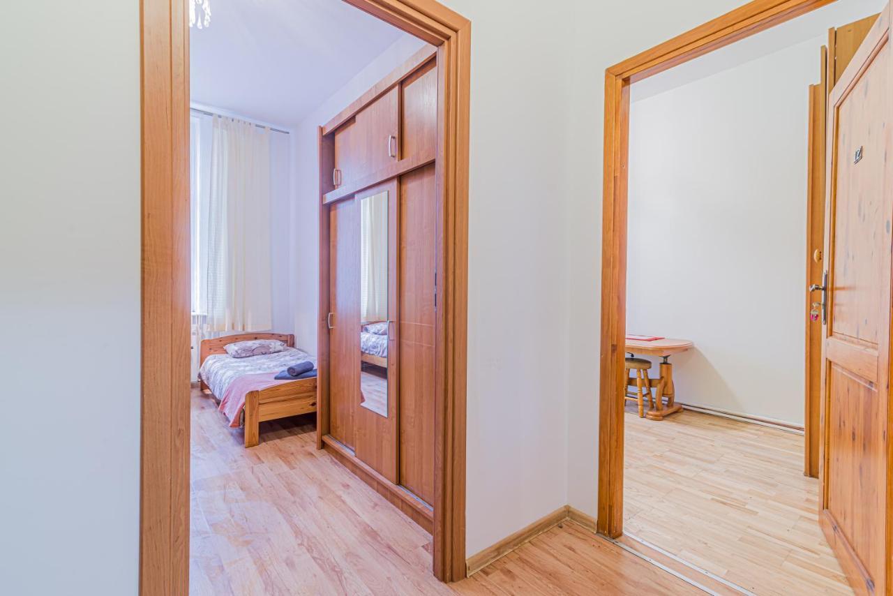 Room Near The Center Гданськ Екстер'єр фото