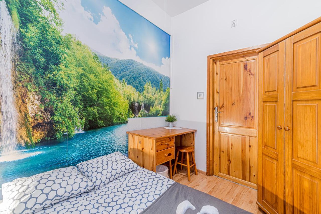 Room Near The Center Гданськ Екстер'єр фото